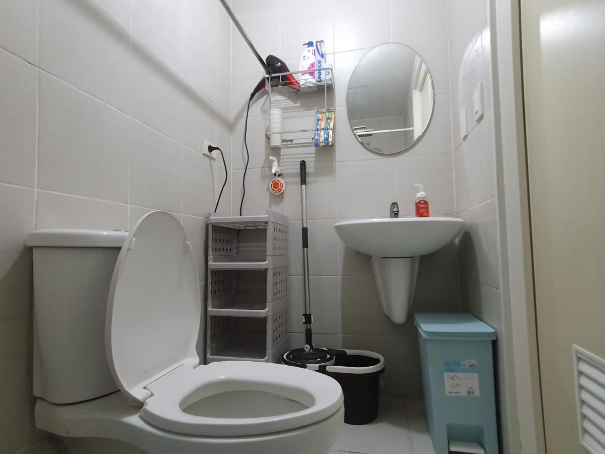Mint Homes In Jazz Residences Tower B Apartment Manila